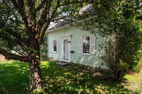 39 North Main Street Newmarket NH 03857