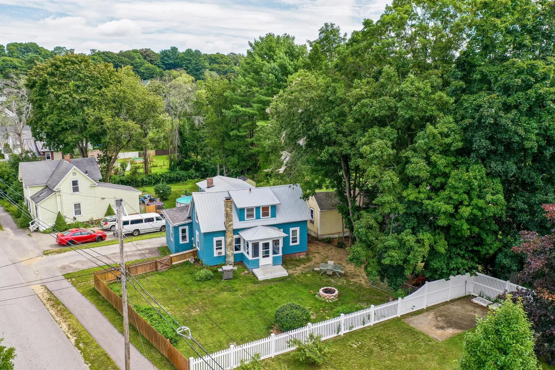 17 Dolloff Street Laconia NH 03246