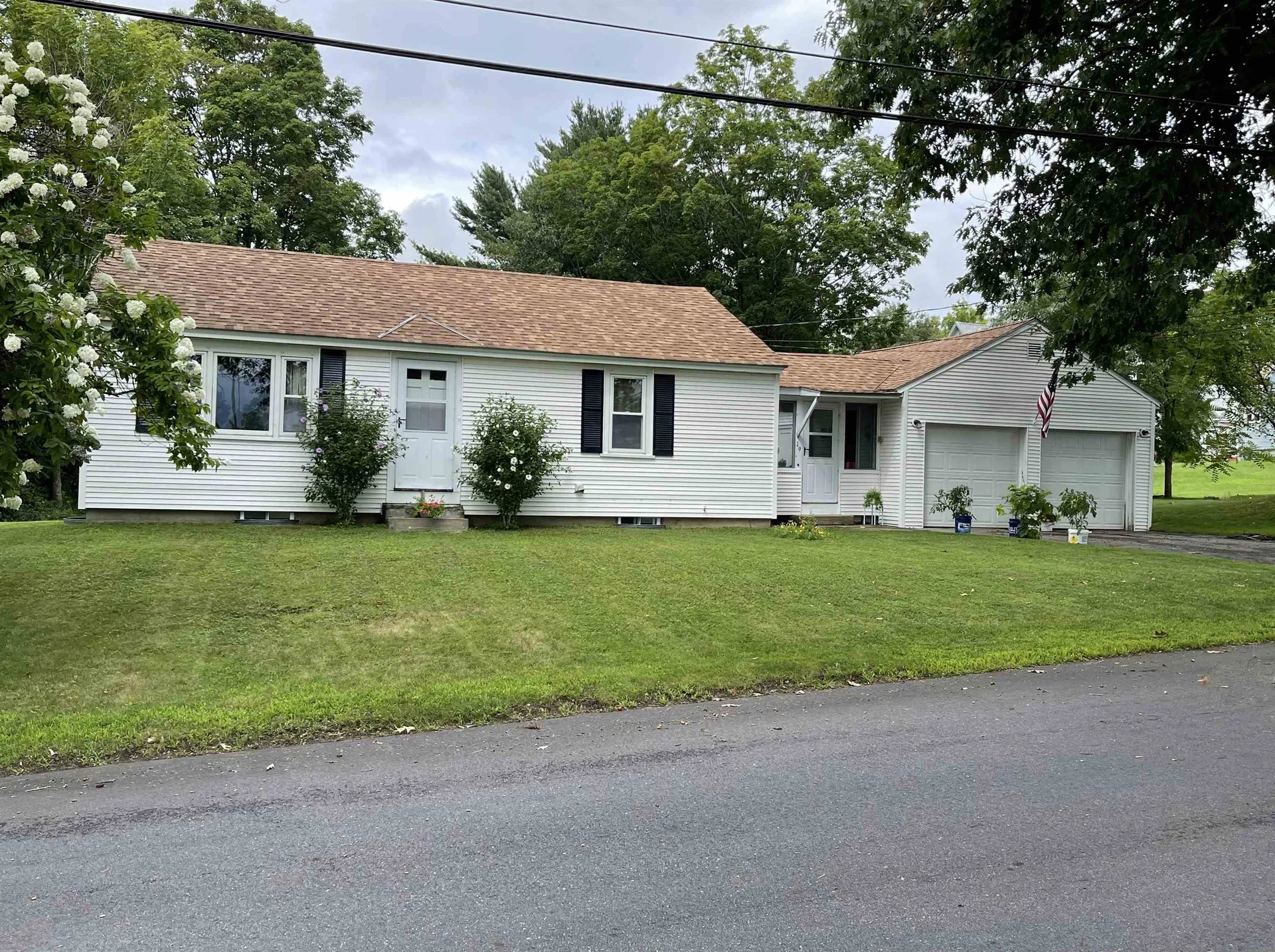 19 Bell Street Laconia NH 03246