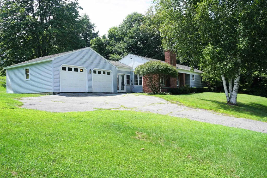 24 Durham Avenue Claremont NH 03743