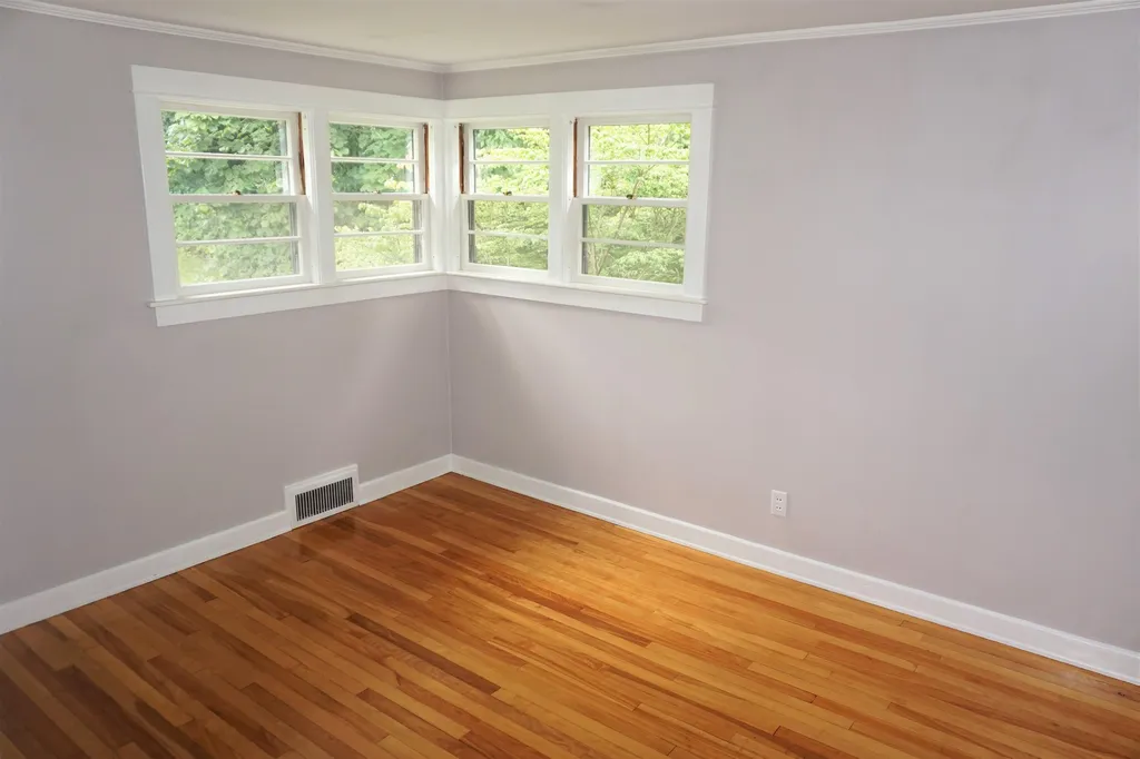 24 Durham Avenue Claremont NH 03743