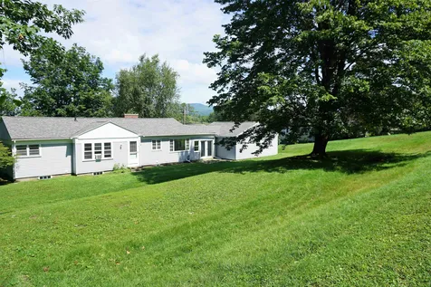 24 Durham Avenue Claremont NH 03743
