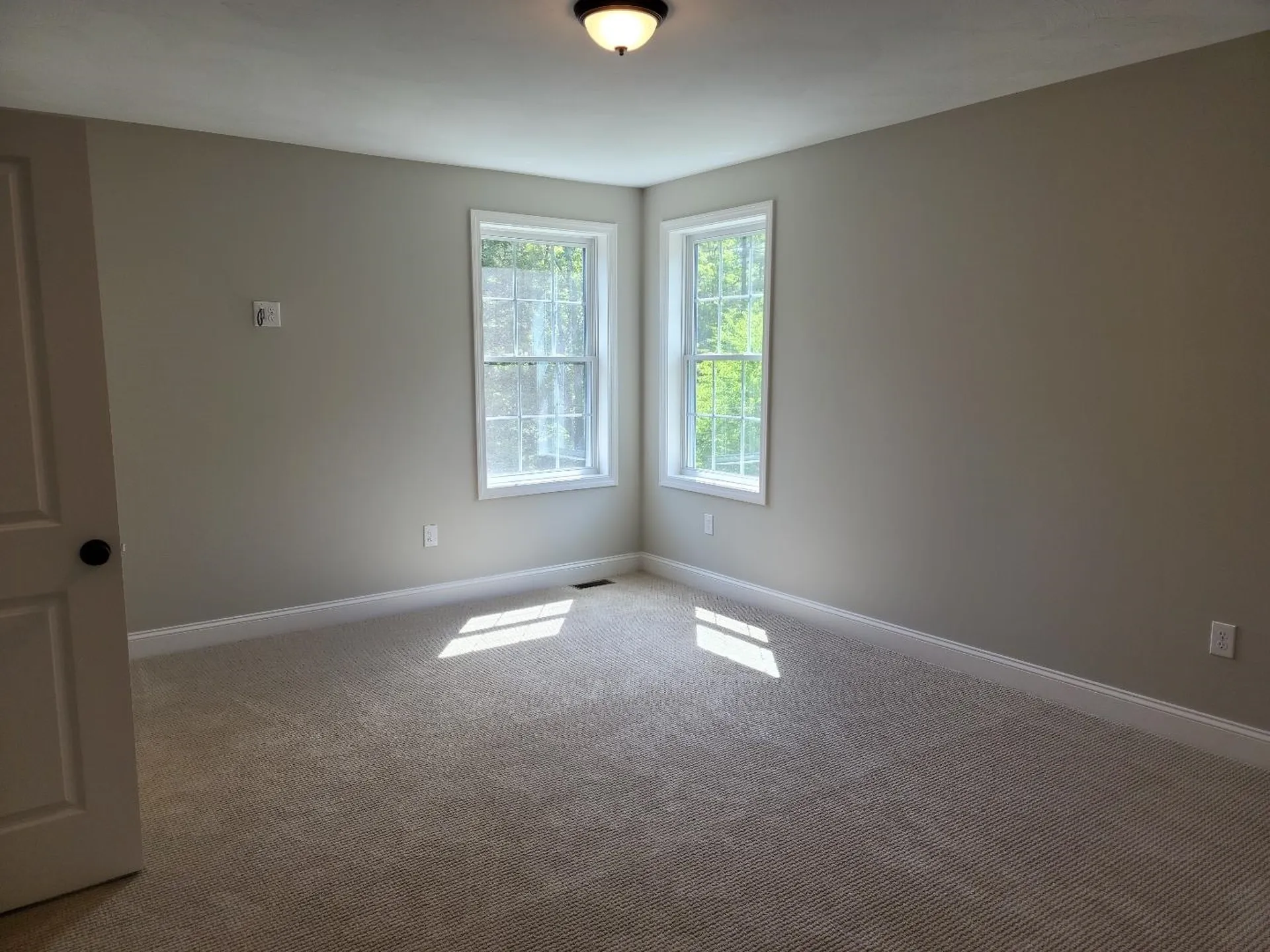 24 Old Fremont Road Raymond NH 03077