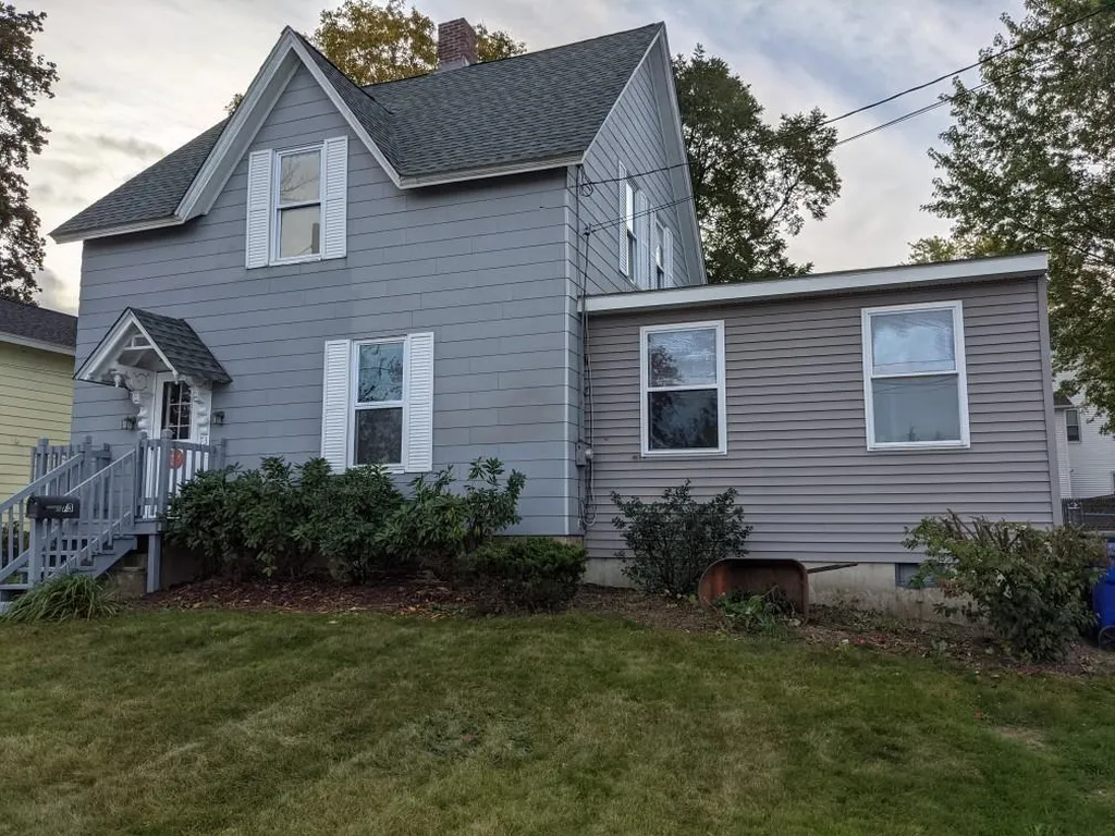 73 Wayland Avenue Manchester NH 03109