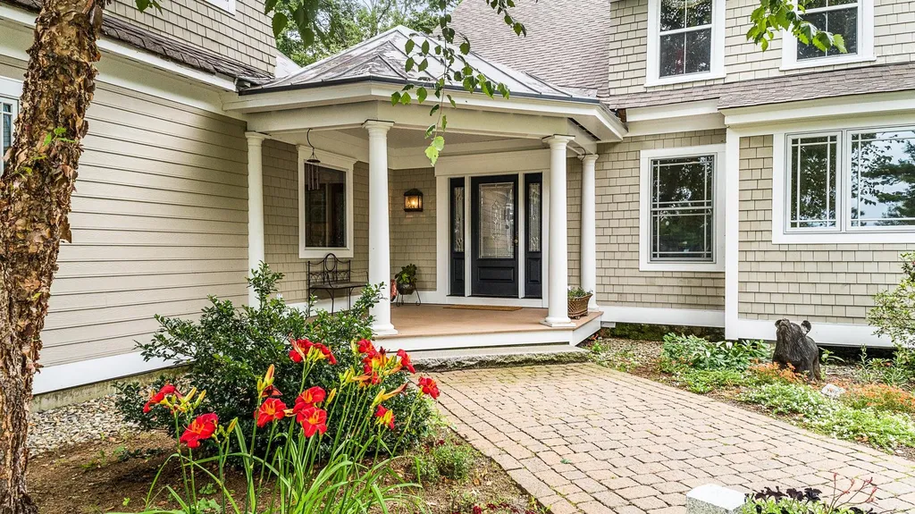 154 Knights Hill Road New London NH 03257