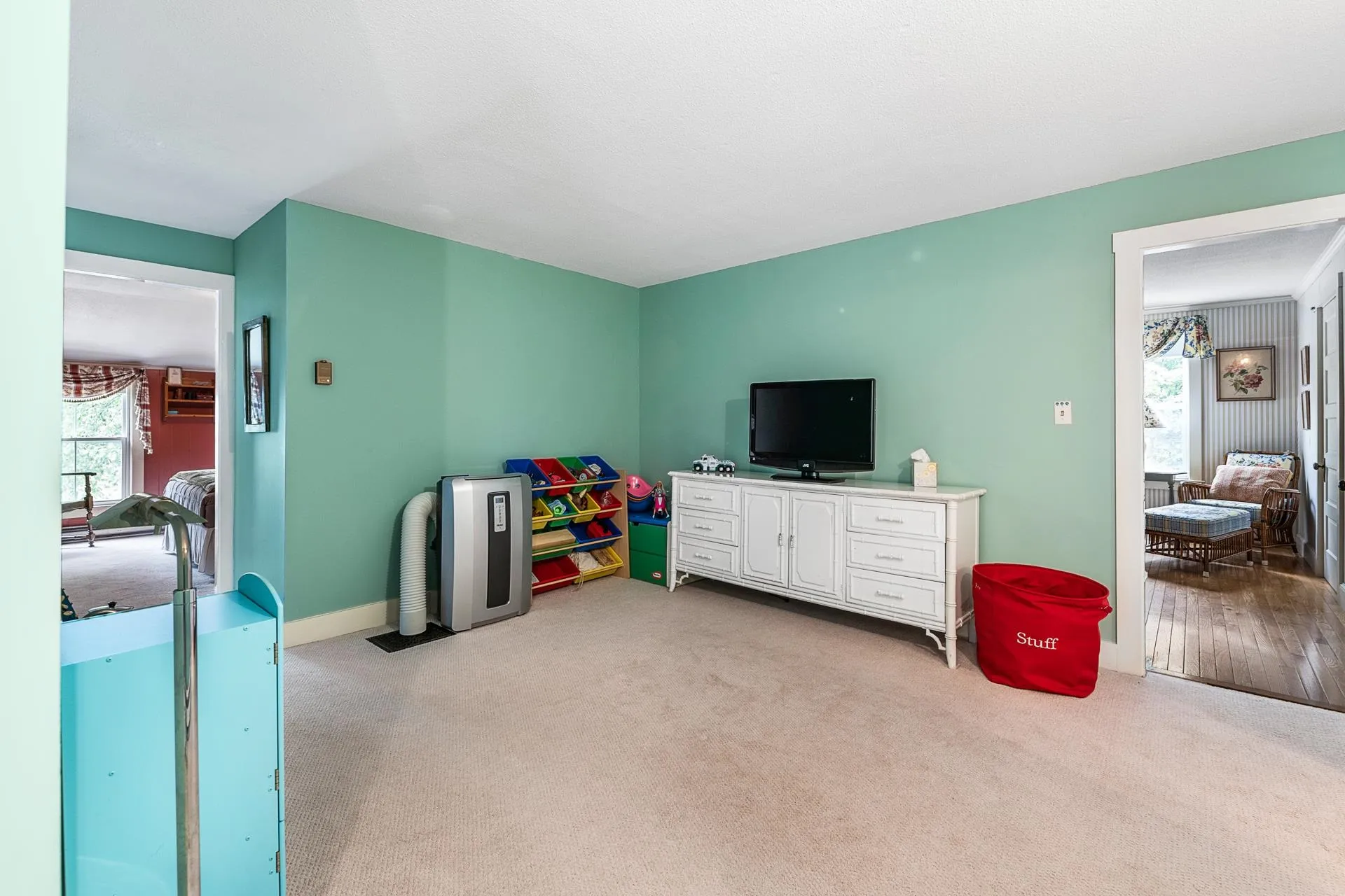 154 Knights Hill Road New London NH 03257