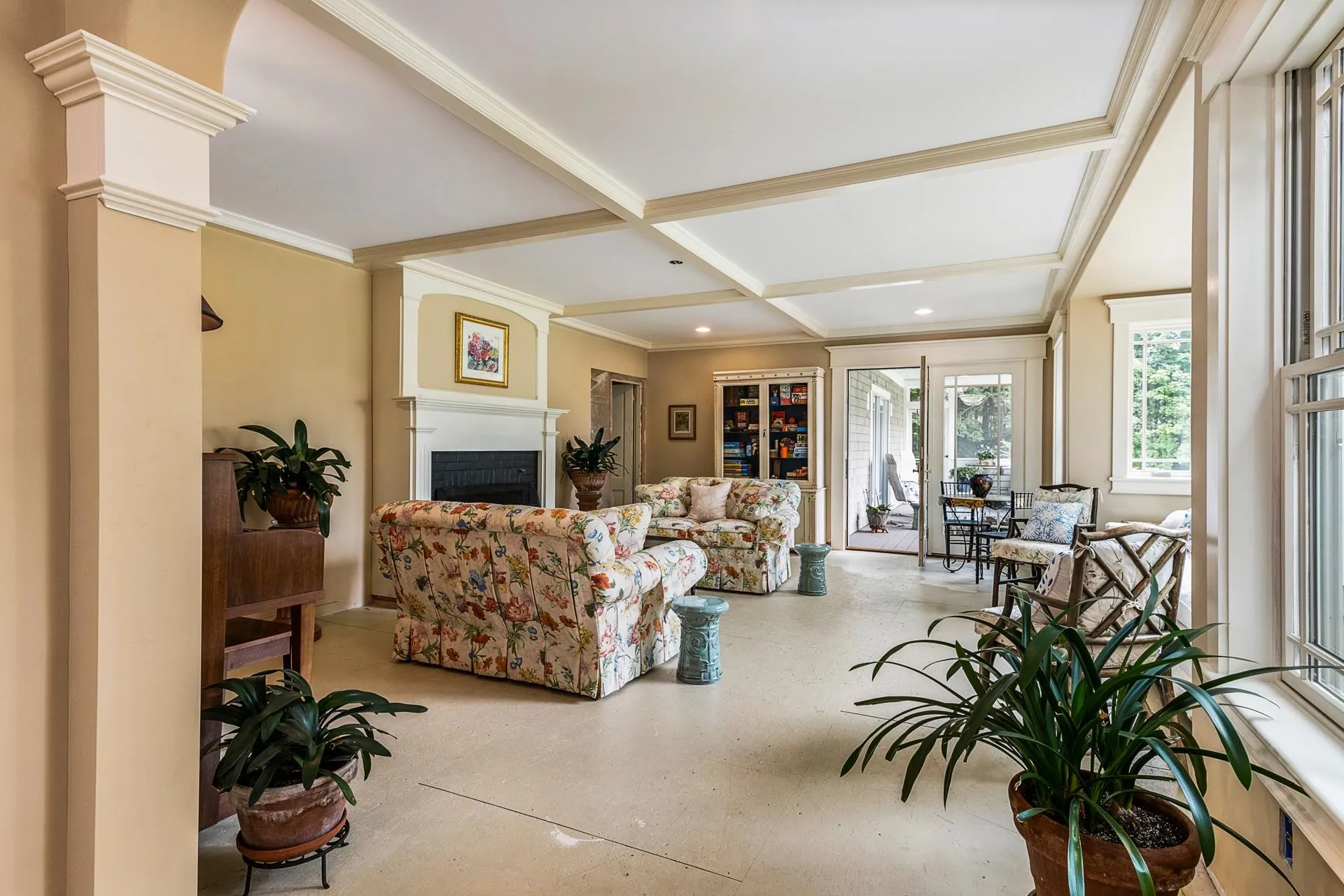 154 Knights Hill Road New London NH 03257