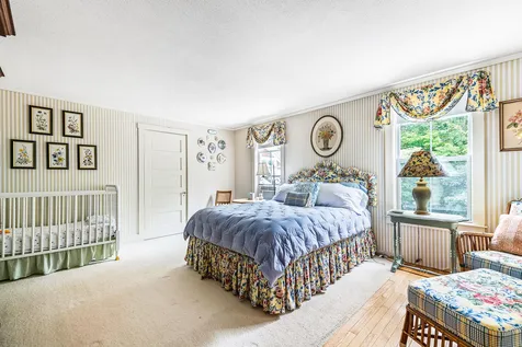 154 Knights Hill Road New London NH 03257