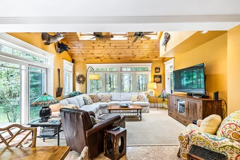 154 Knights Hill Road New London NH 03257