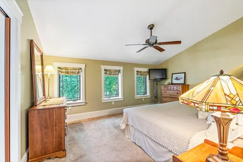 154 Knights Hill Road New London NH 03257