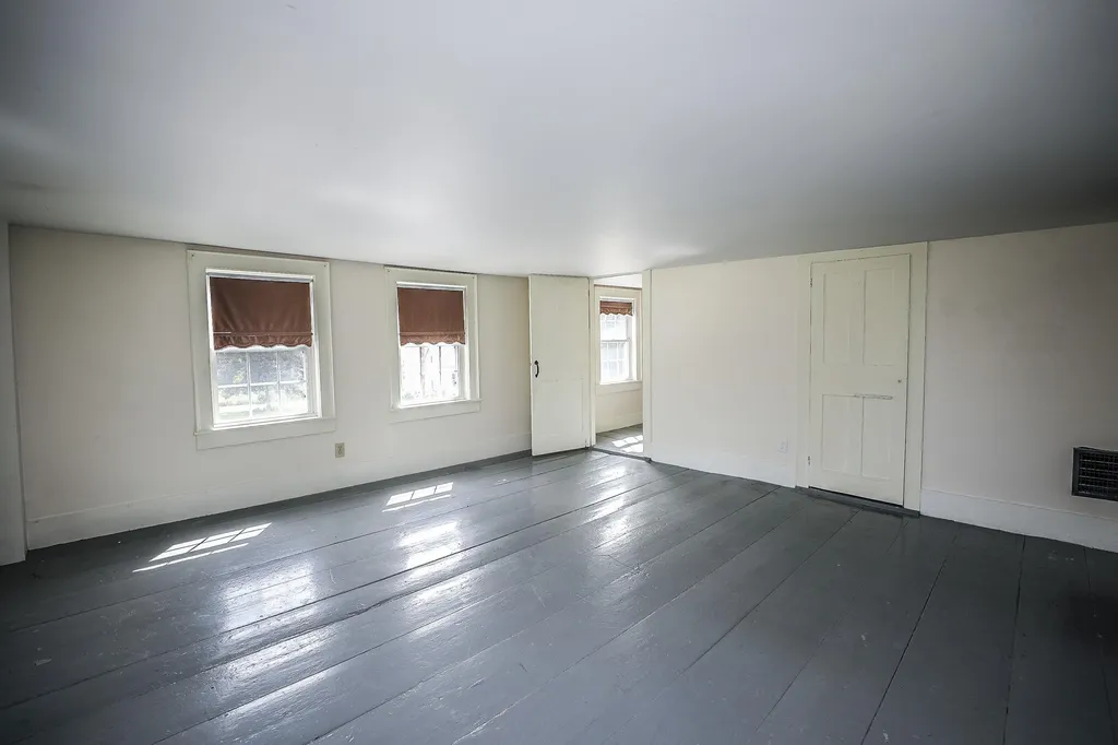 97 Suncook Valley Road Chichester NH 03258