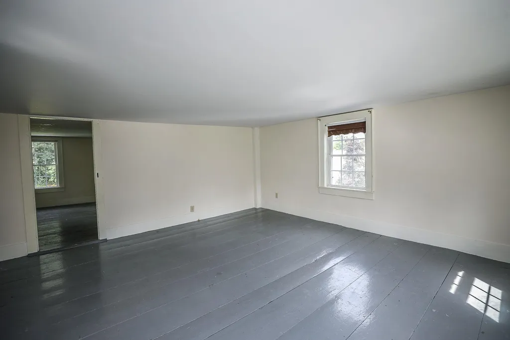 97 Suncook Valley Road Chichester NH 03258