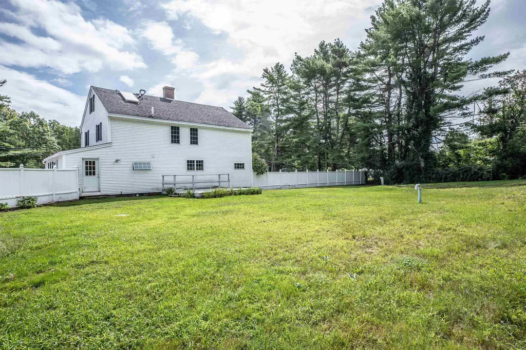 97 Suncook Valley Road Chichester NH 03258