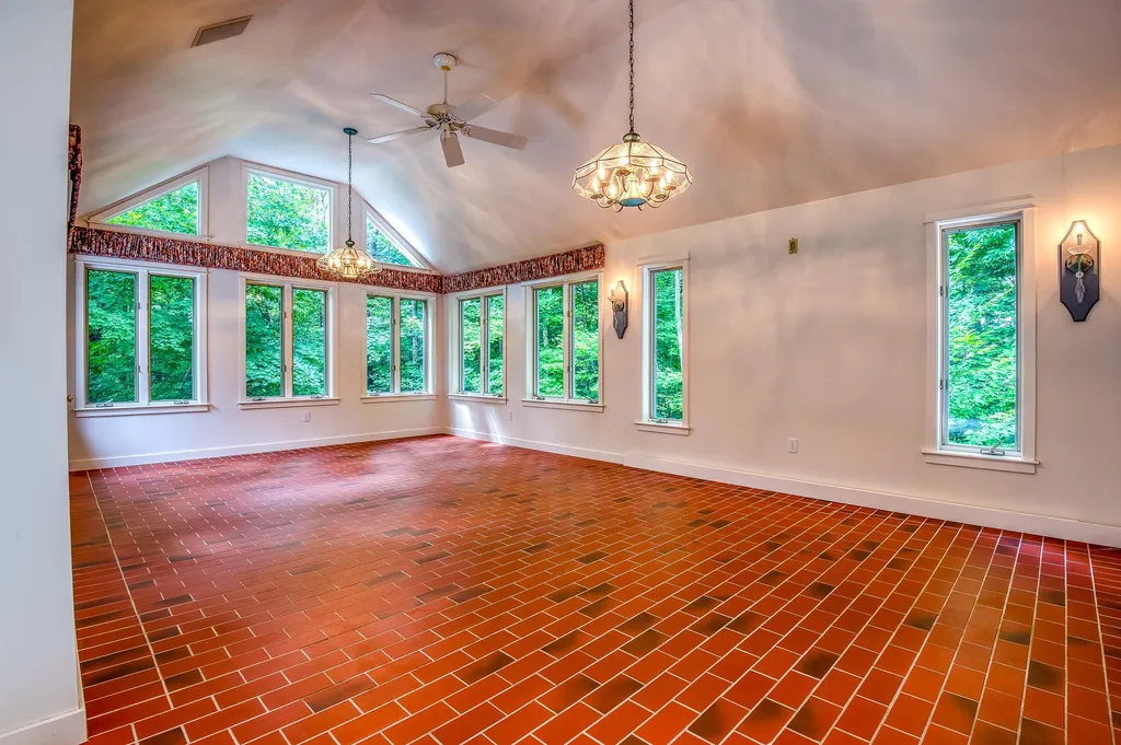 5 Foxglove Lane Wolfeboro NH 03894