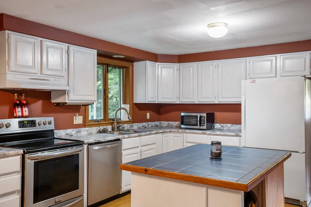 110 Colby Road Tilton NH 03276