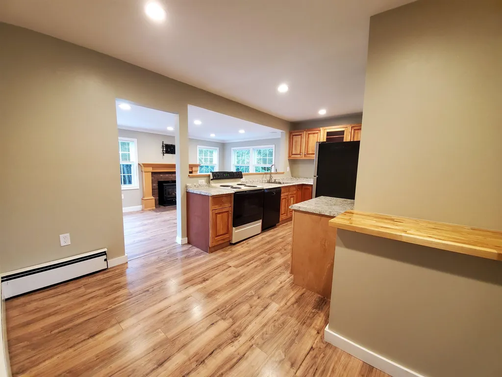 18 Stratham Heights Road Stratham NH 03885