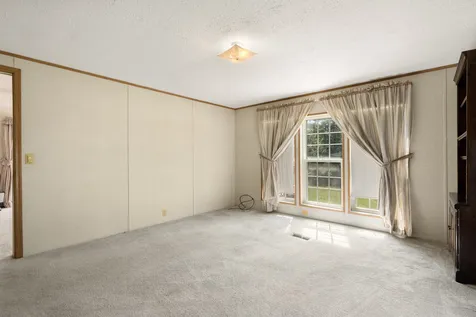 44 Scenic Drive Belmont NH 03220