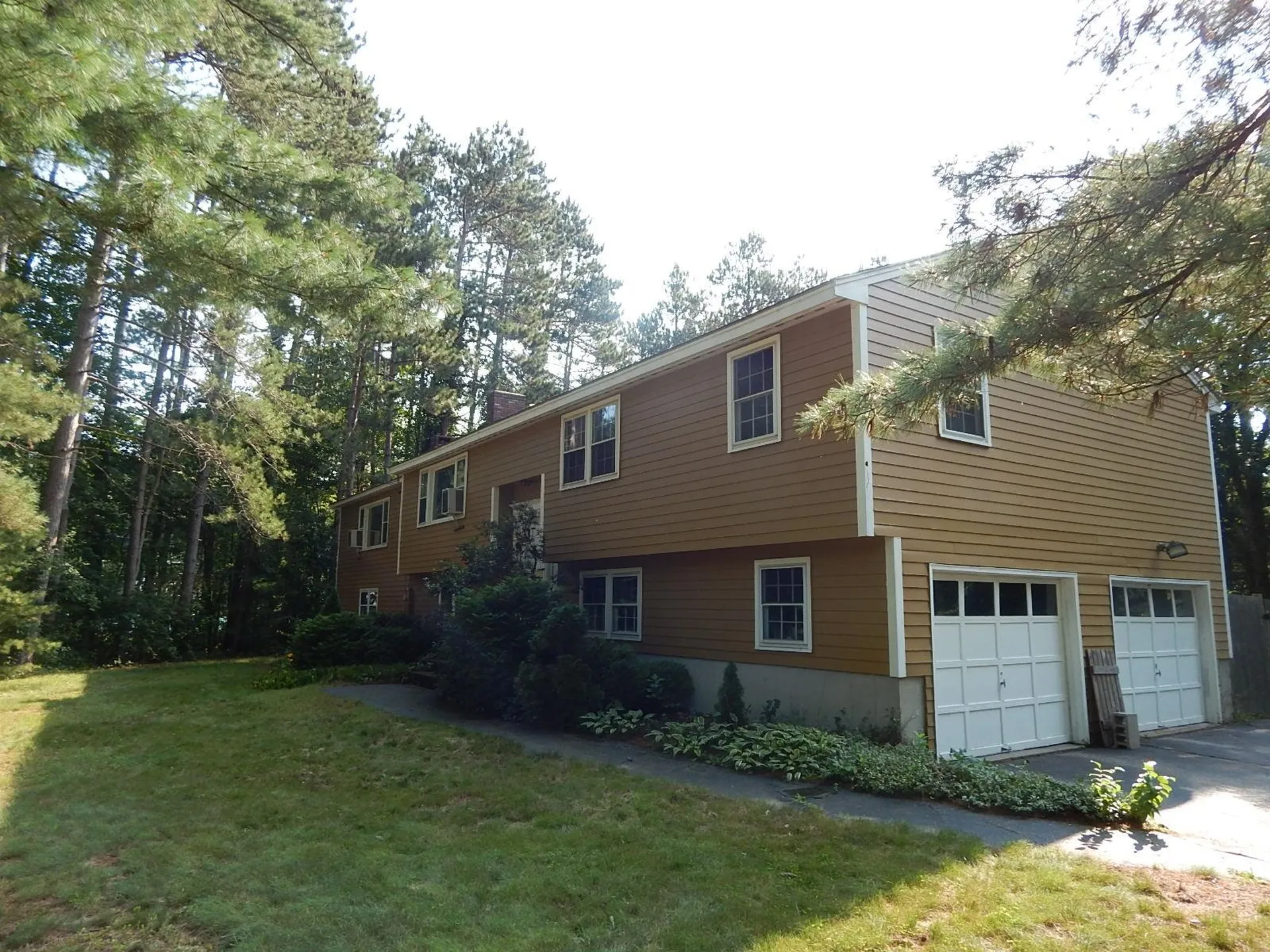 22 Rock Pond Road Windham NH 03087