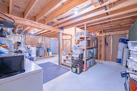 16 Shamrock Way Milton VT 05468-0000