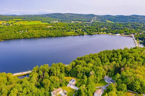 16 Shamrock Way Milton VT 05468-0000