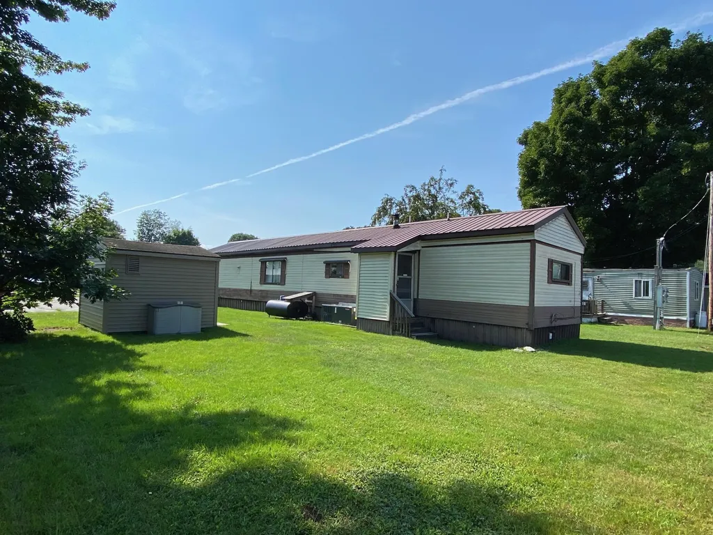 8 Willow Street Exeter NH 03833