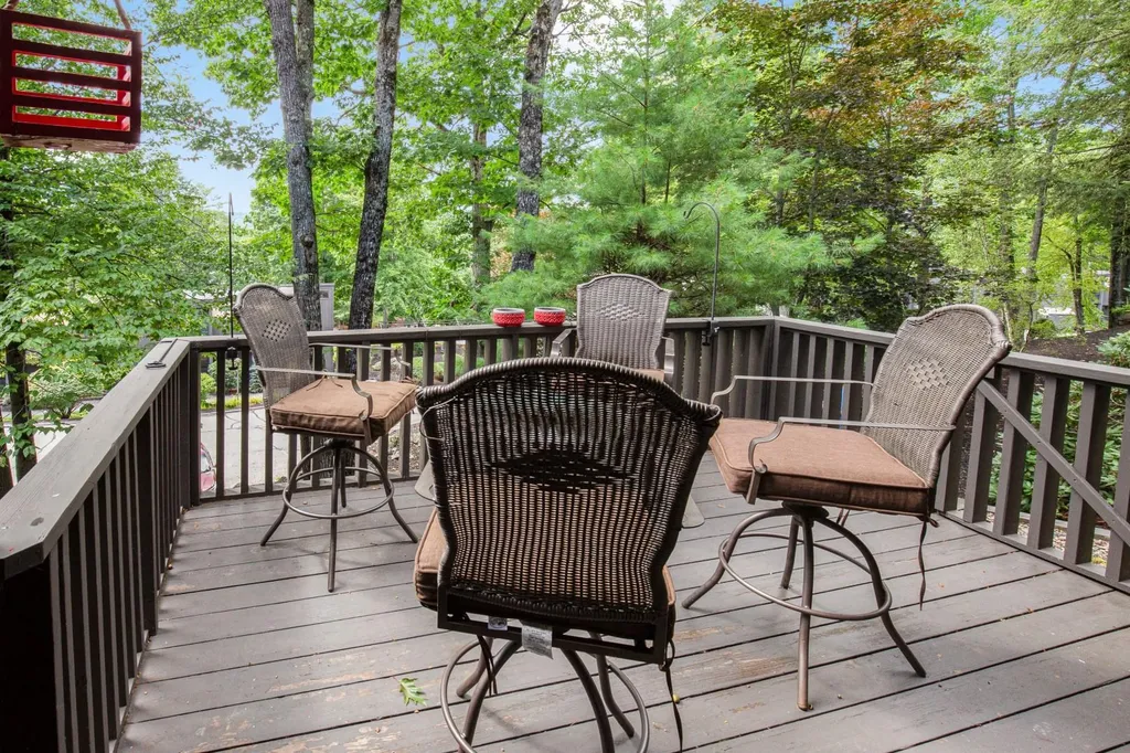 833 Weirs Boulevard Laconia NH 03246