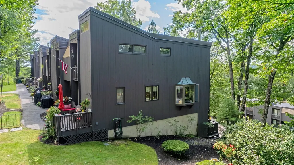 833 Weirs Boulevard Laconia NH 03246