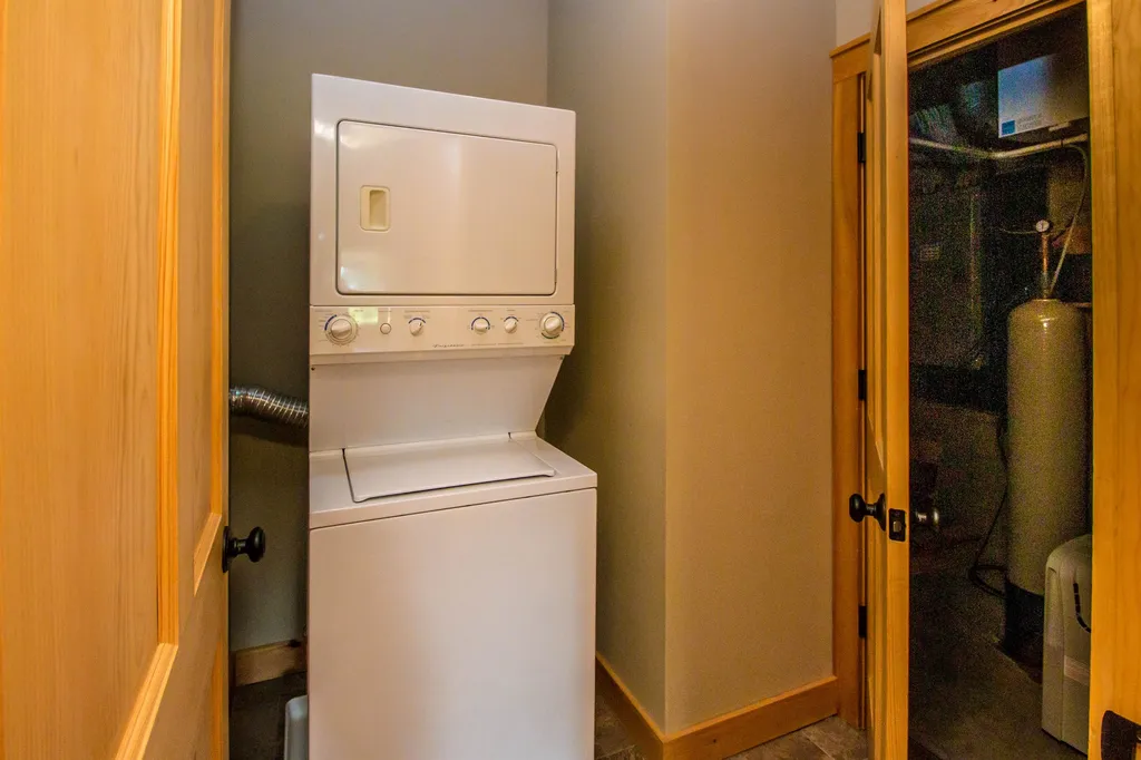 207 Switchback Way Jackson NH 03846