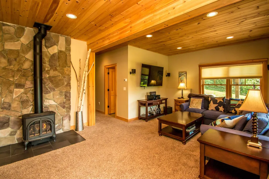 207 Switchback Way Jackson NH 03846