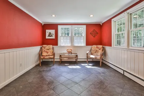24 Beaver Brook Circle Amherst NH 03031