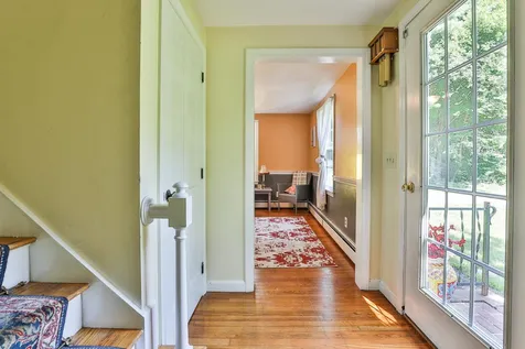 24 Beaver Brook Circle Amherst NH 03031