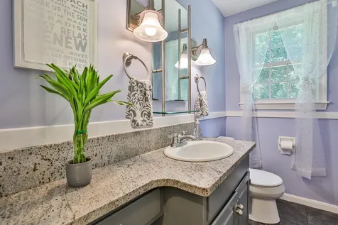 24 Beaver Brook Circle Amherst NH 03031