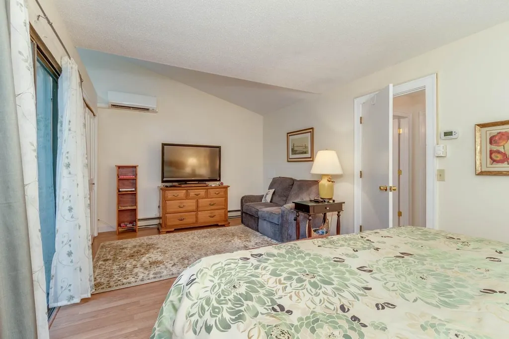 833 Weirs Boulevard Laconia NH 03246