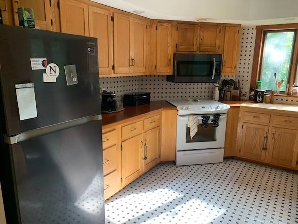 363 Tuttle Hill Road Londonderry VT 05155