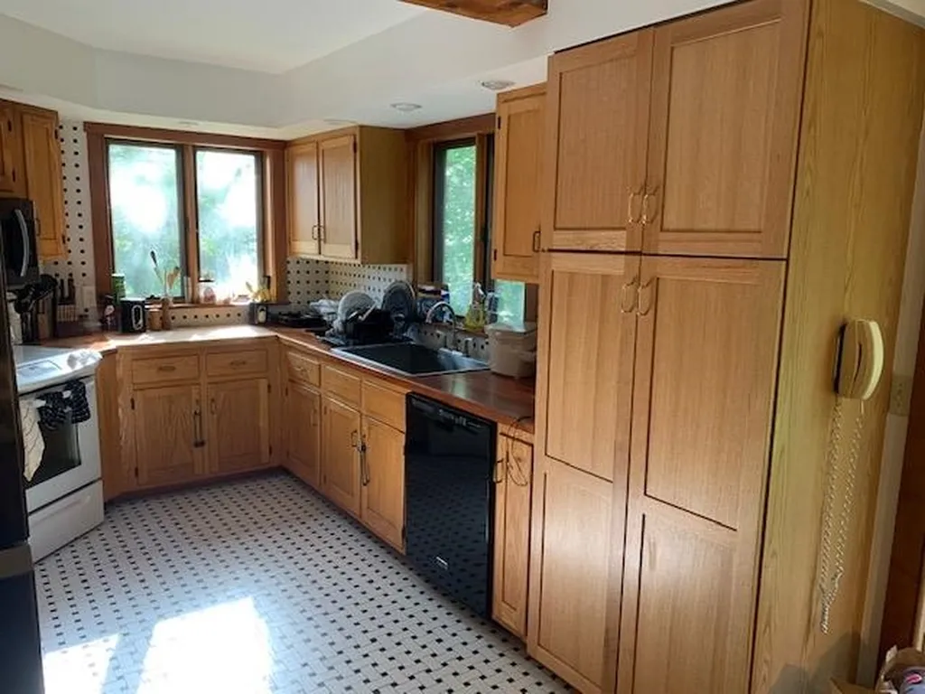 363 Tuttle Hill Road Londonderry VT 05155