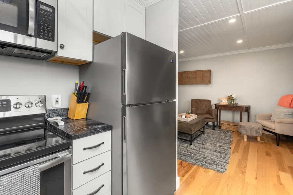 3 Island Avenue Kittery ME 03904