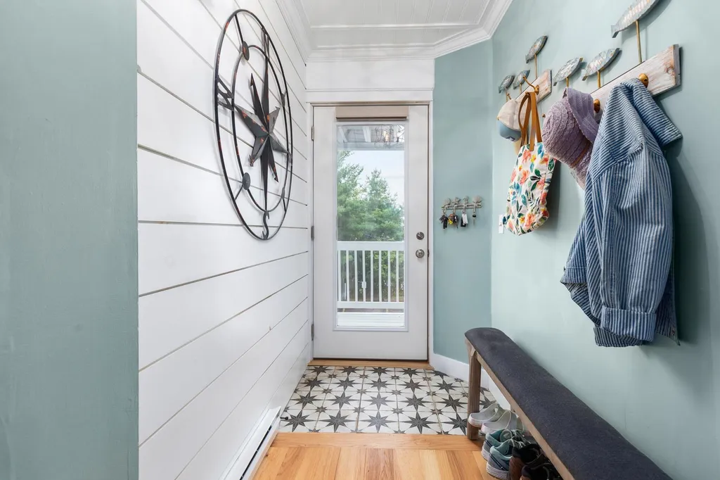 3 Island Avenue Kittery ME 03904