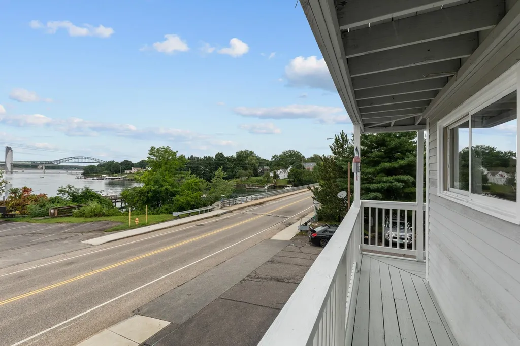 3 Island Avenue Kittery ME 03904