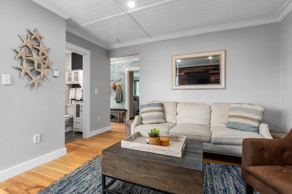 3 Island Avenue Kittery ME 03904