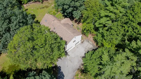 83 Weare Road New Boston NH 03070