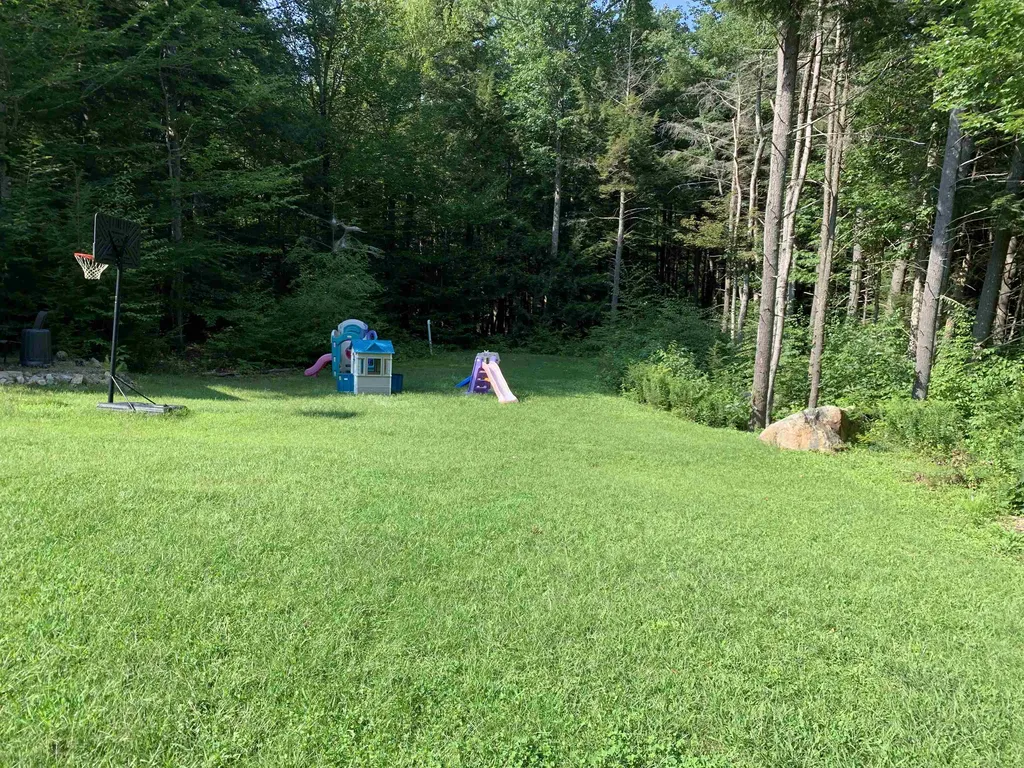 208b Reservoir Road Farmington NH 03835