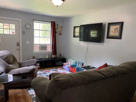 208b Reservoir Road Farmington NH 03835