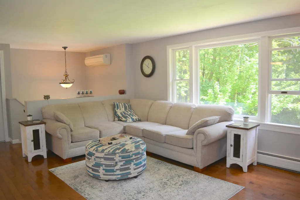 6 Maries Way Lebanon NH 03766