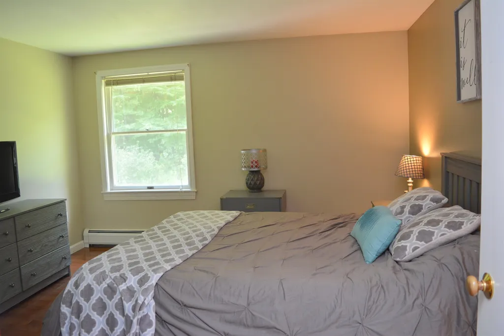 6 Maries Way Lebanon NH 03766