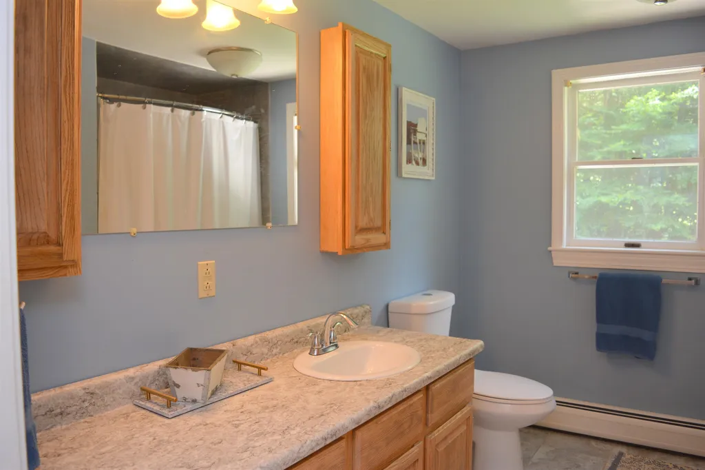 6 Maries Way Lebanon NH 03766