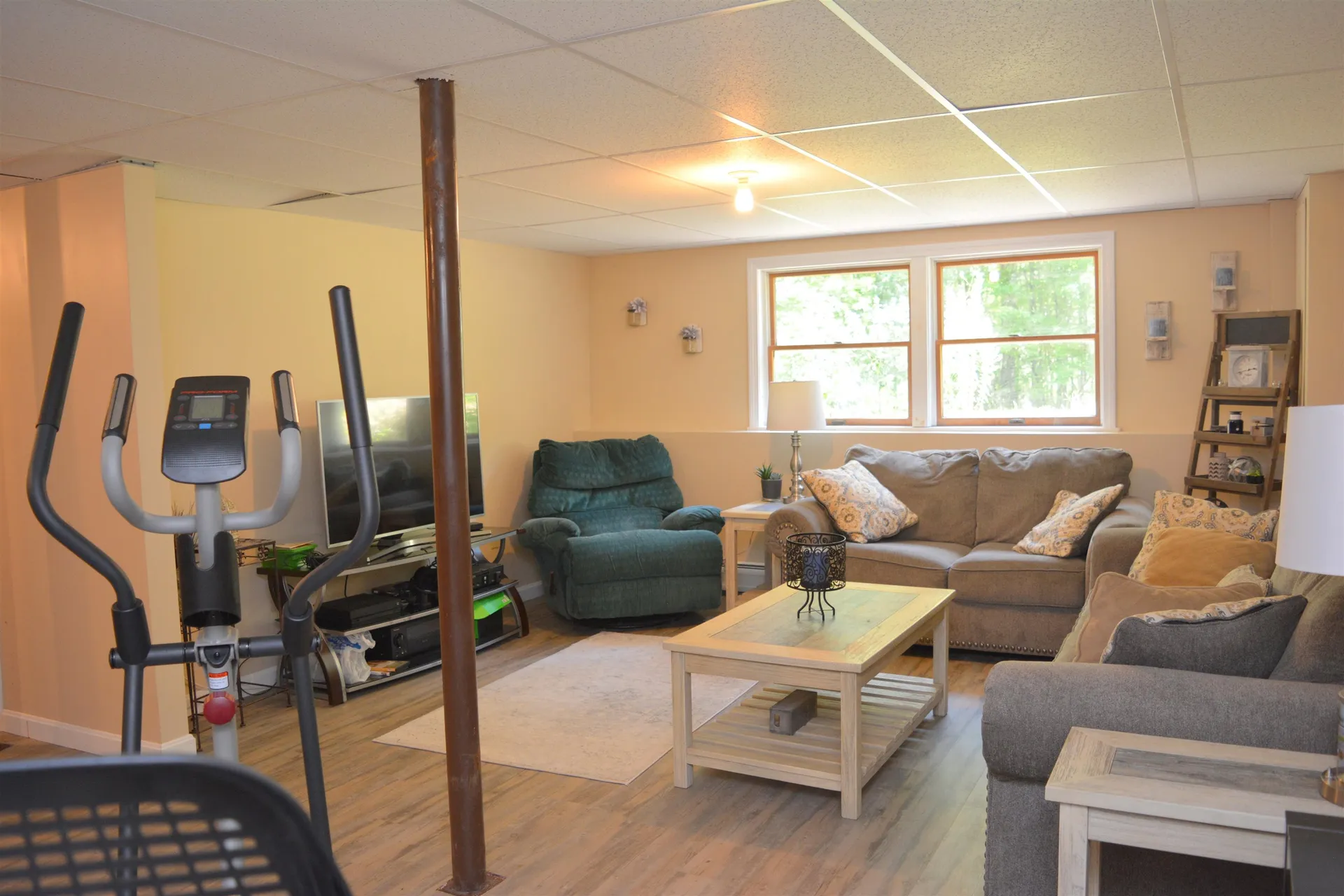 6 Maries Way Lebanon NH 03766