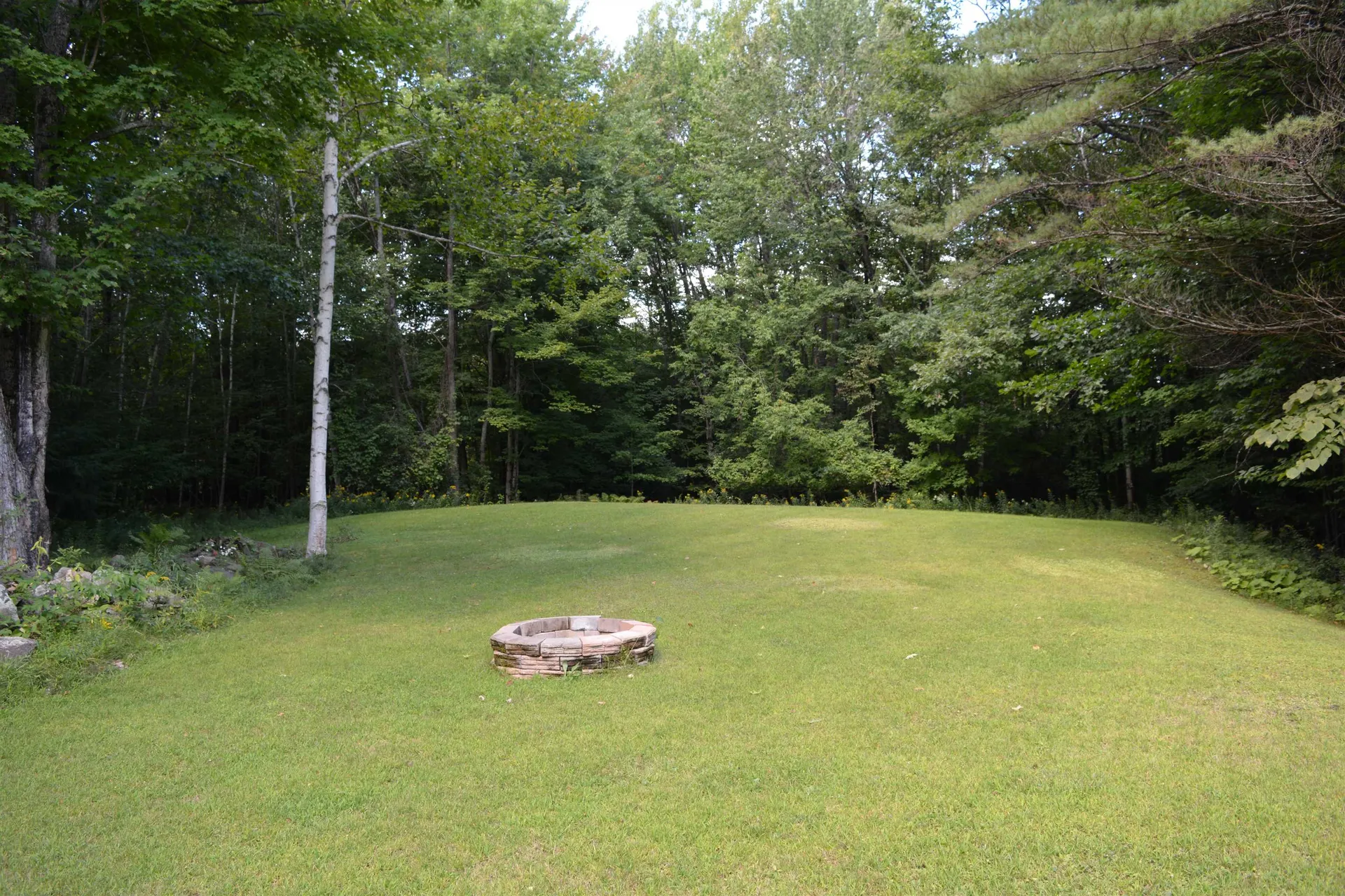 6 Maries Way Lebanon NH 03766