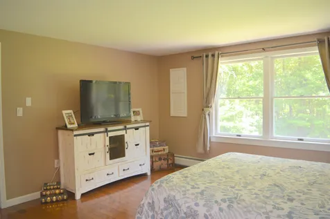 6 Maries Way Lebanon NH 03766