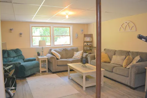 6 Maries Way Lebanon NH 03766