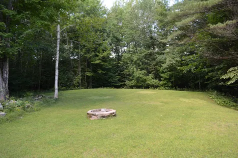 6 Maries Way Lebanon NH 03766